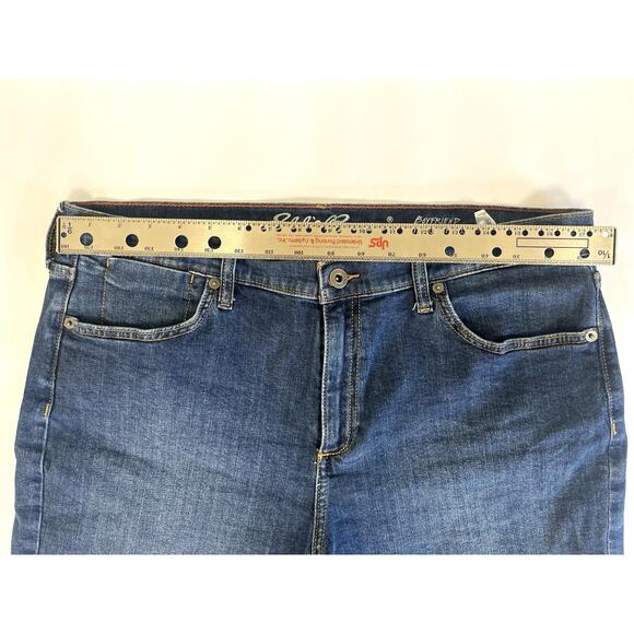 Eddie Bauer Boyfriend Shorts Womens 10 Blue Medium Wash Denim Low Rise Zip Fly - Picture 4 of 12